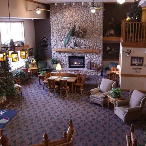 Boarders Inn And Suites By Cobblestone Hotels - Fayette Dış mekan fotoğraf